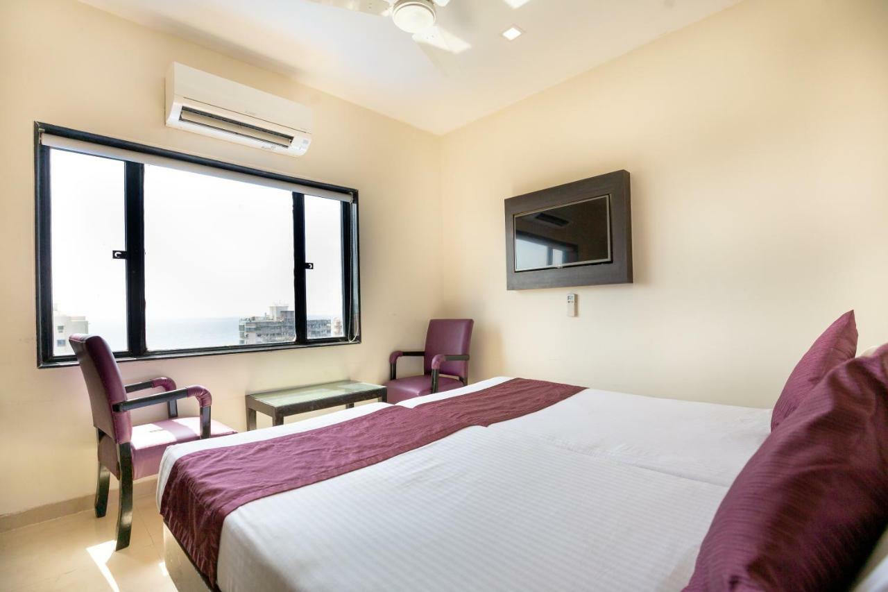 Sukh Hotel Mumbai Exterior foto