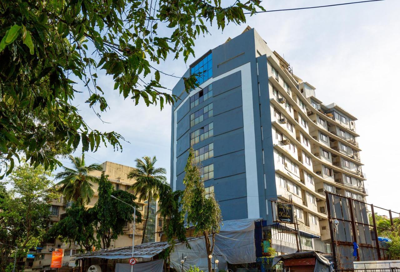 Sukh Hotel Mumbai Exterior foto